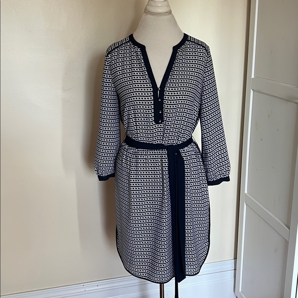 Banana Republic Geometric Chain Print Shirtdress Black and White - Size 10 - Picture 2 of 10
